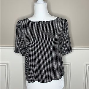 14th & Union Tulip Sleeve Tie Back Blouse